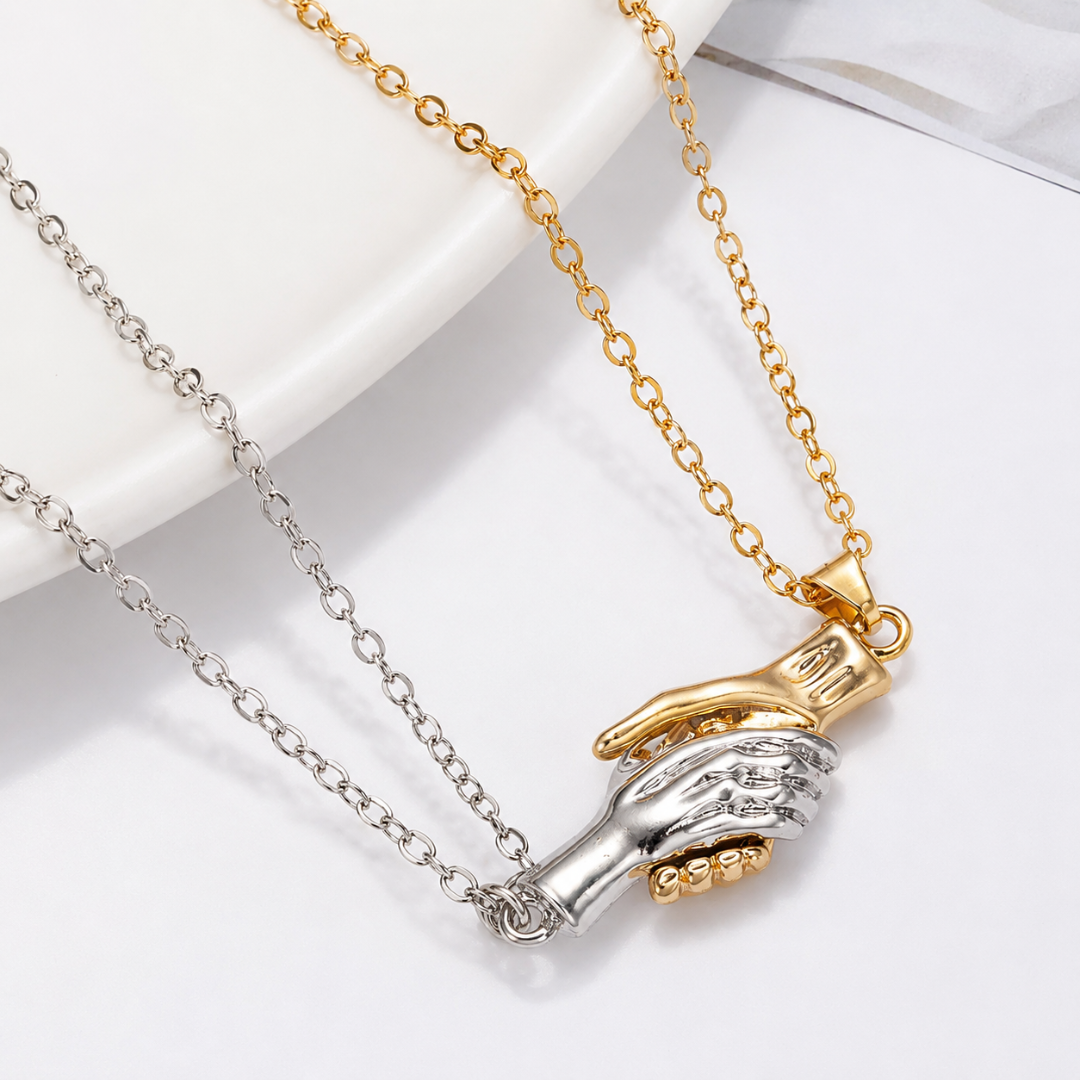 🤝 Collar Unión de Manos SoulBond™