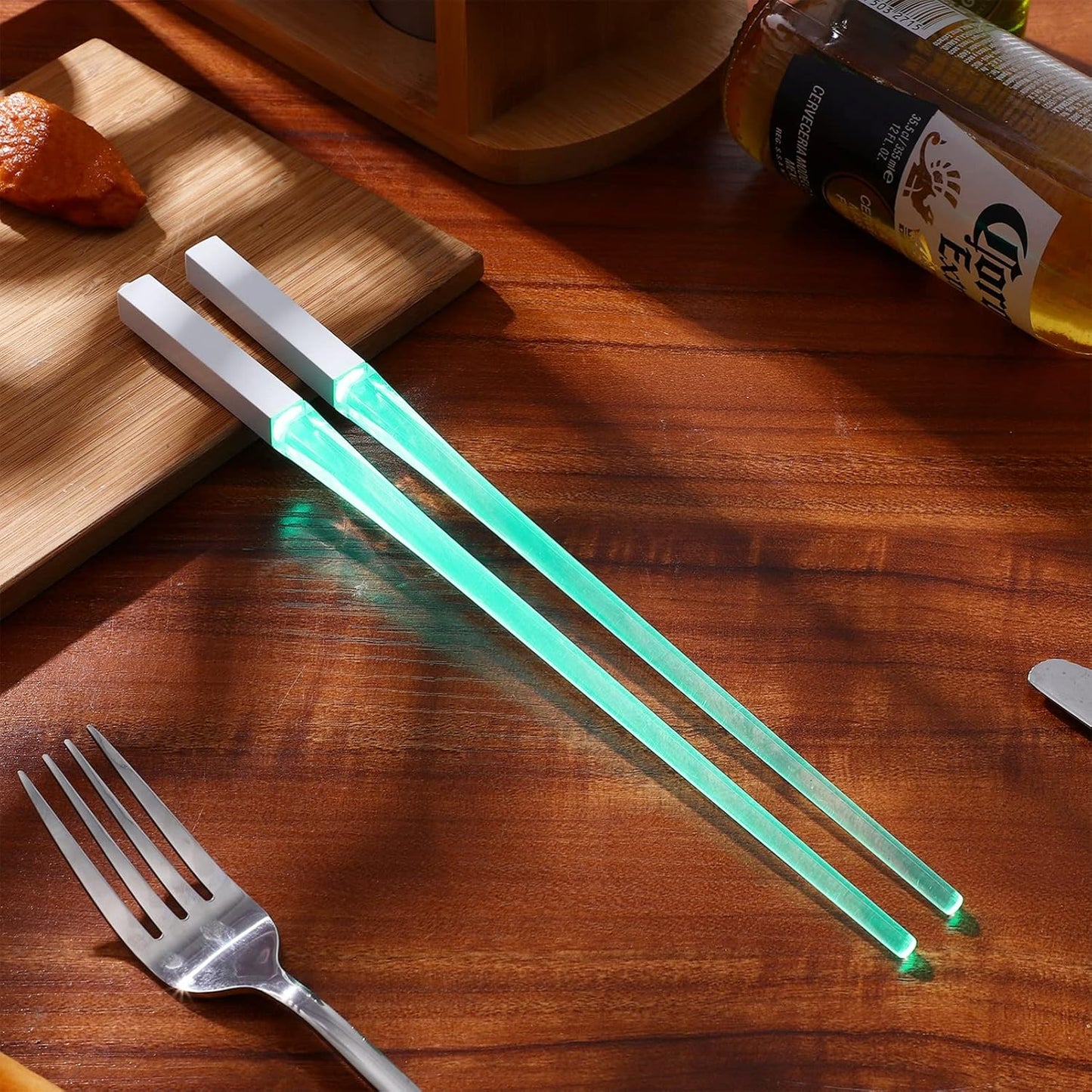PALILLOS SABLE LUZ LED: CENA CON ESTILO