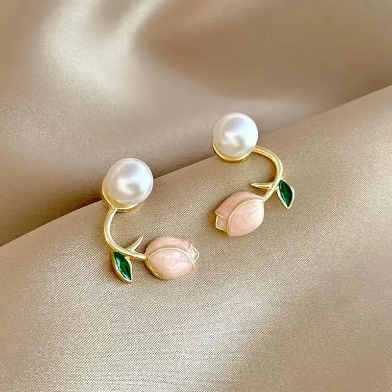 Brilla y resalta: Aretes Tulipán Rosa 🌷+ Caja de regalo