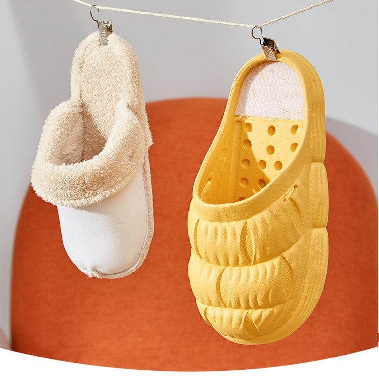 PANTUFLAS IMPERMEABLES CON INTERIOR EXTRAÍBLE Y LAVABLE