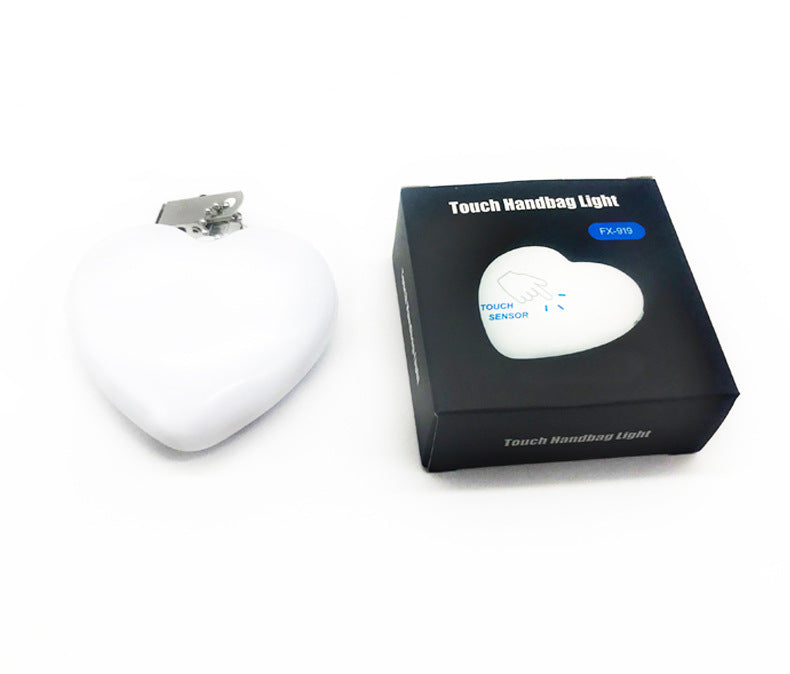 ✨ LUZ CORAZÓN PARA BOLSOS - ILUMINA TU ESTILO Y TU DÍA ✨