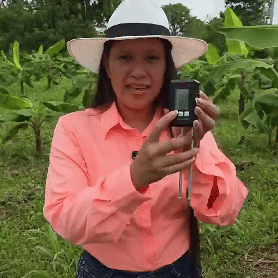 Medidor Digital Profesional 6 en 1 para Suelo y Ambiente🌾