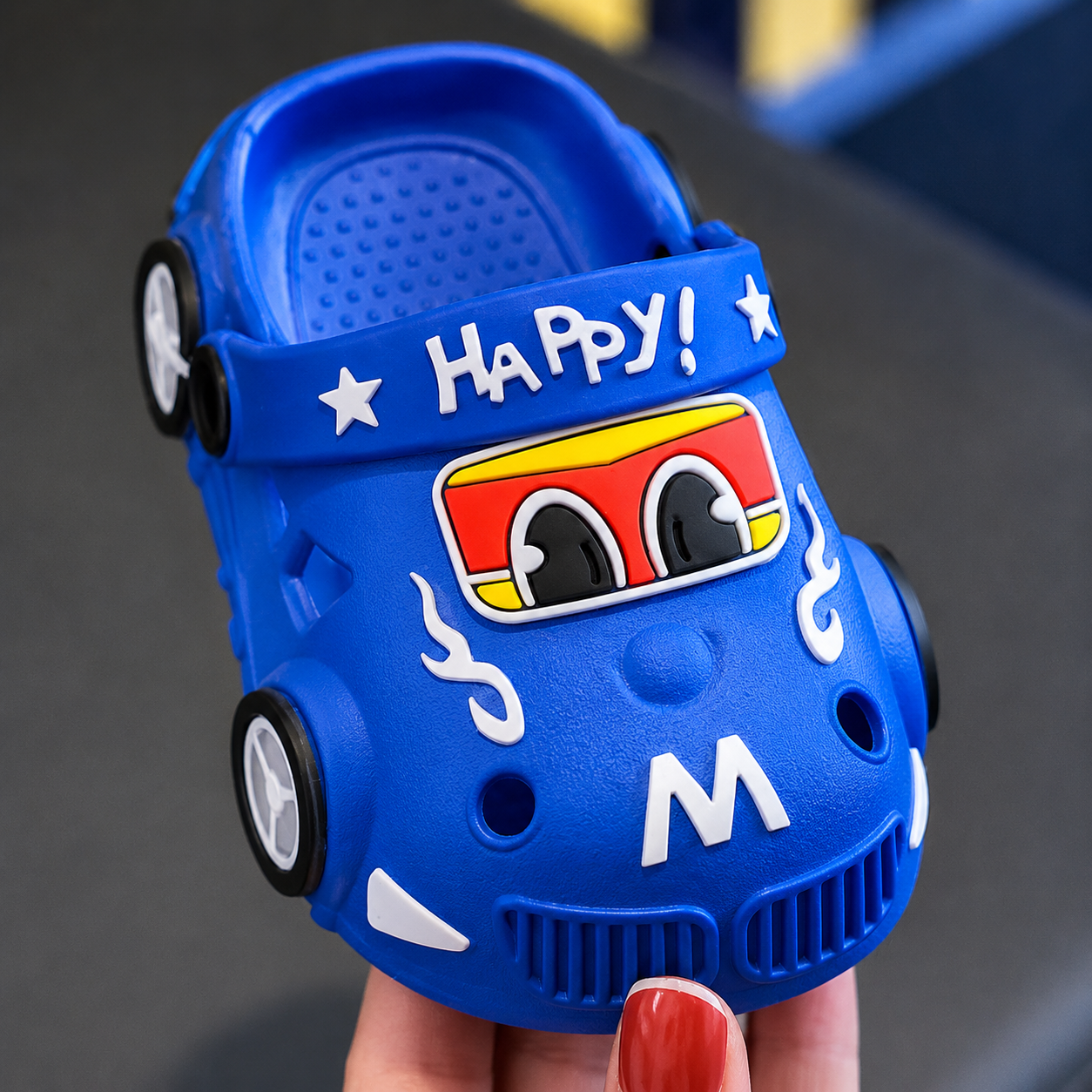 Zapatillas LED con Diseño de Coche para Niños 👟✨