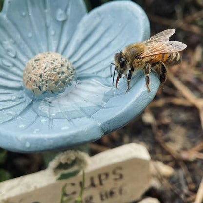 ESTACIÓN DE AGUA EN FORMA DE FLOR: Refugio decorativo para abejas y polinizadores🌸