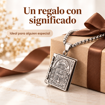 Collar Dije Biblia Abatible Padre Nuestro + Caja de Regalo🕊️✨