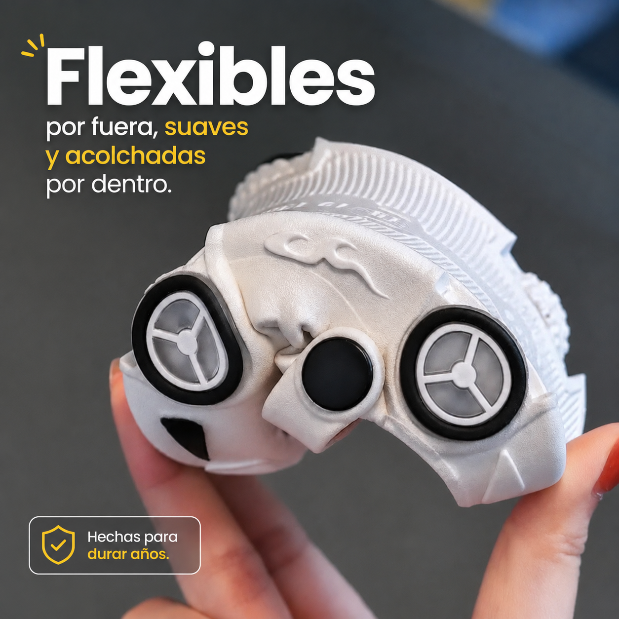 Zapatillas LED con Diseño de Coche para Niños 👟✨