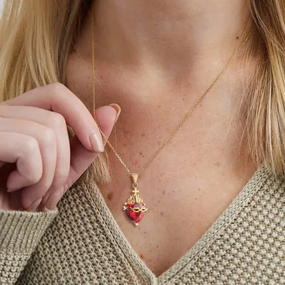 Collar sagrado corazón - Luce tu fe con elegancia