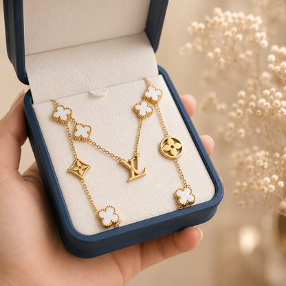 Collar Elegancia Luxury📿💎 con Estuche de Cuero Cuadrado
